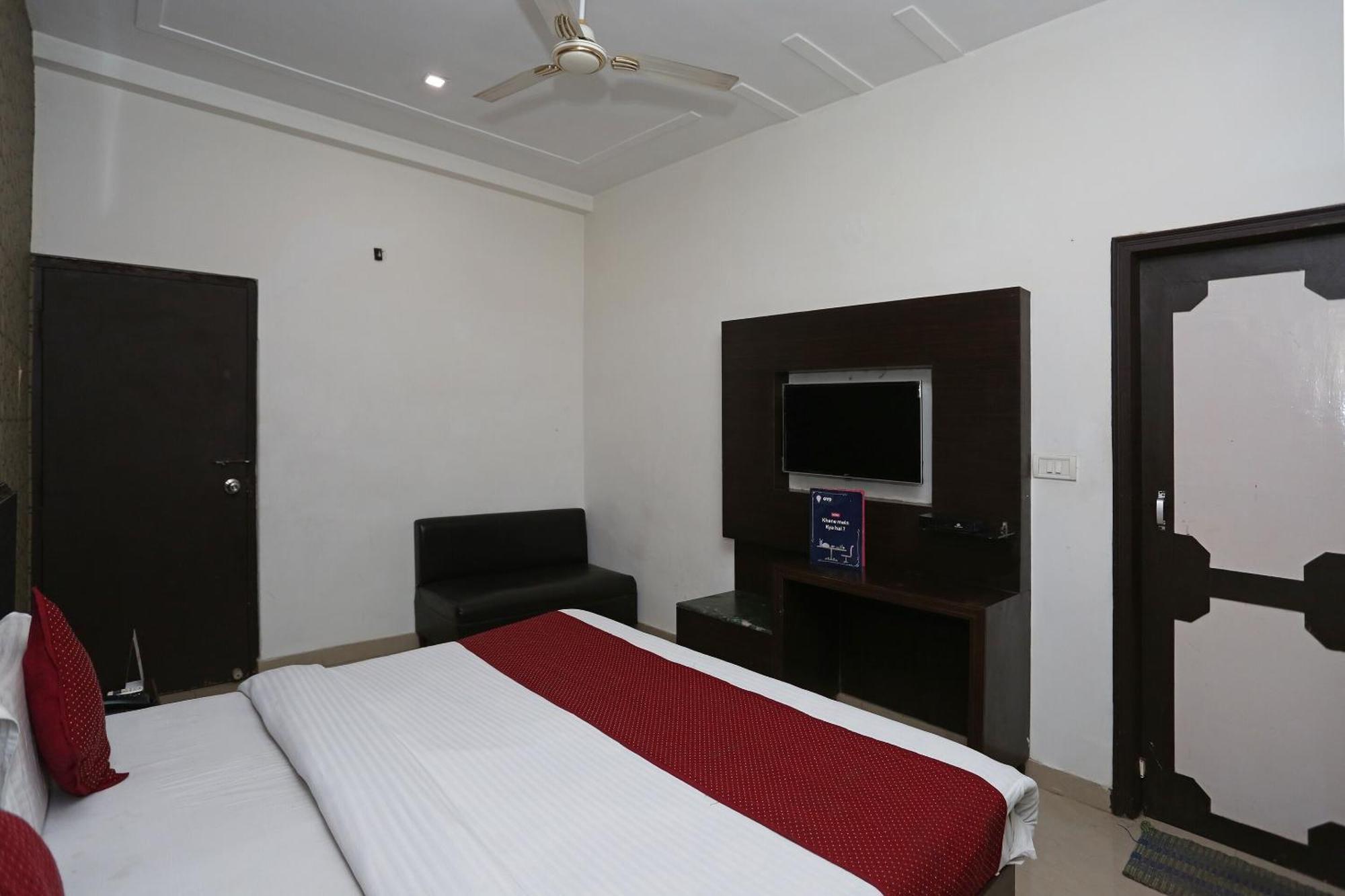 Hotel O Kanha Continental アーグラ エクステリア 写真
